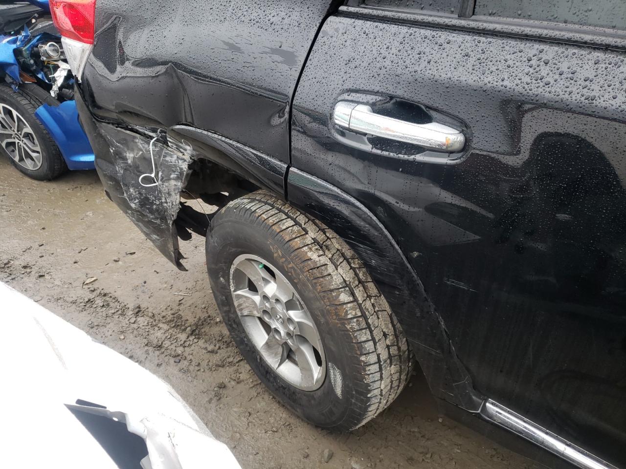 Photo 9 from auction – 2013 TOYOTA 4RUNNER SR with VIN JTEBU5JR1D5128713