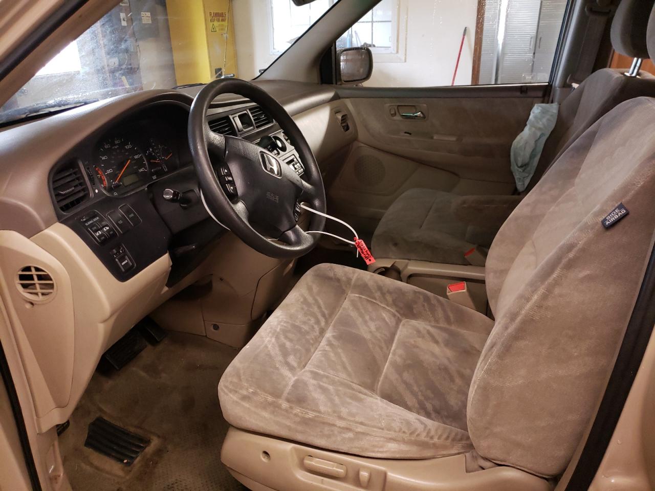 Photo 5 from auction – 2002 HONDA ODYSSEY EX with VIN 2HKRL18662H560690