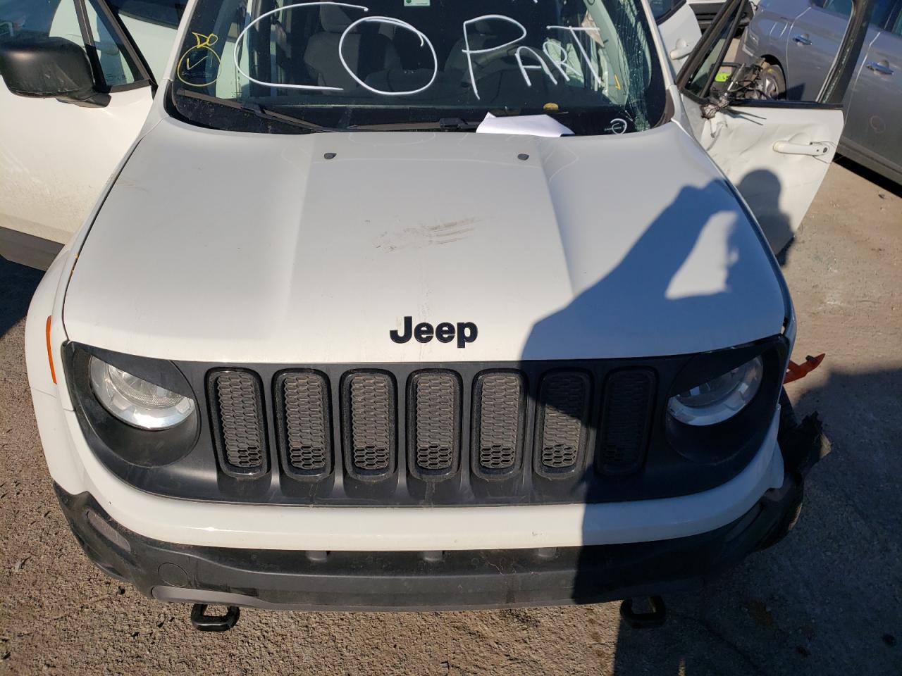 Photo 7 from auction – 2018 JEEP RENEGADE S with VIN ZACCJBAB4JPH48705