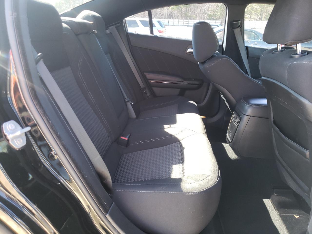 Photo 6 from auction – 2019 DODGE CHARGER SX with VIN 2C3CDXBG3KH592548
