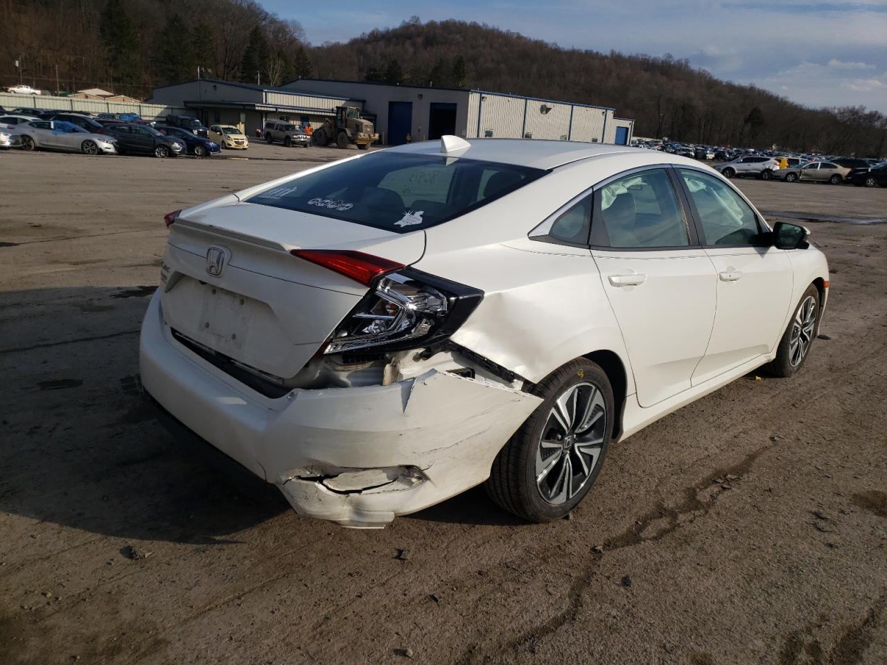 Photo 4 from auction – 2016 HONDA CIVIC EX with VIN 2HGFC1F36GH659491