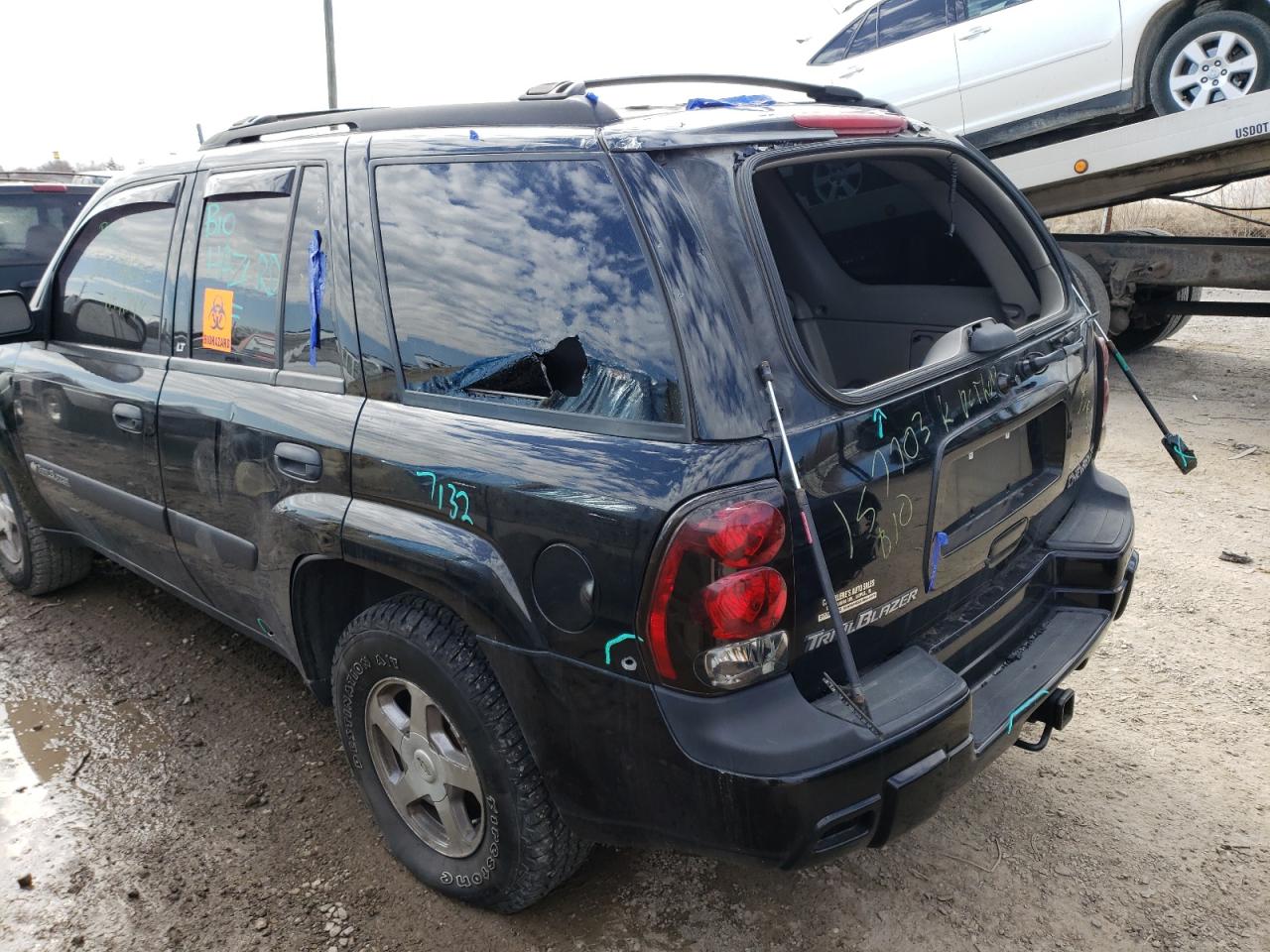 Photo 9 from auction – 2004 CHEVROLET TRAILBLAZE with VIN 1GNDT13S942157703