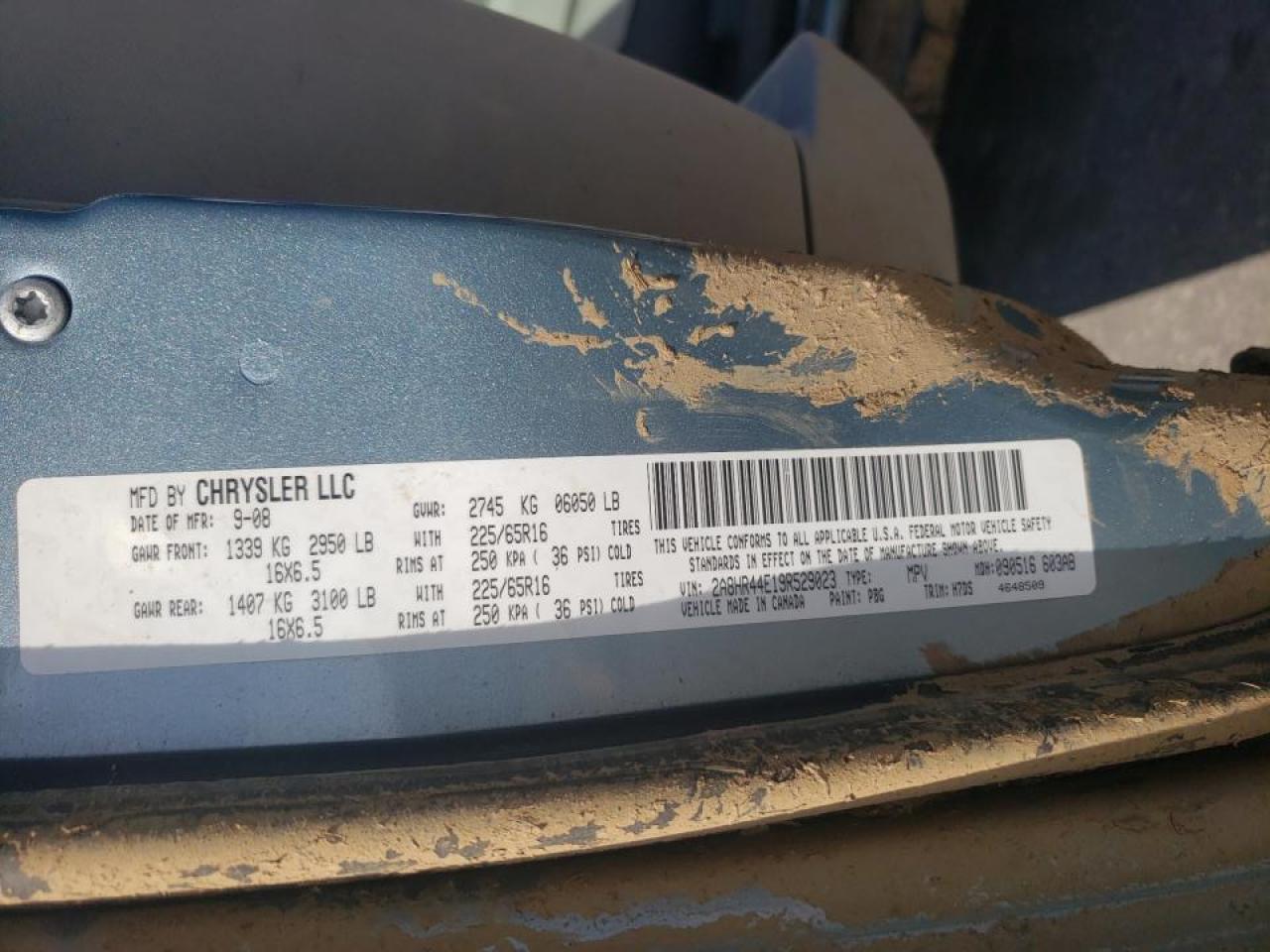 Photo 10 from auction – 2009 CHRYSLER TOWN & COU with VIN 2A8HR44E19R529023