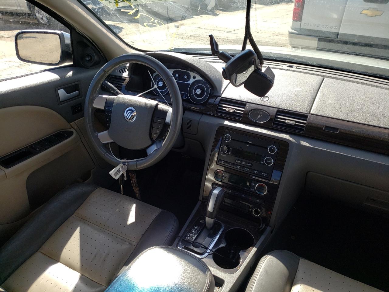 Photo 9 from auction – 2008 MERCURY SABLE PREM with VIN 1MEHM42W38G622934