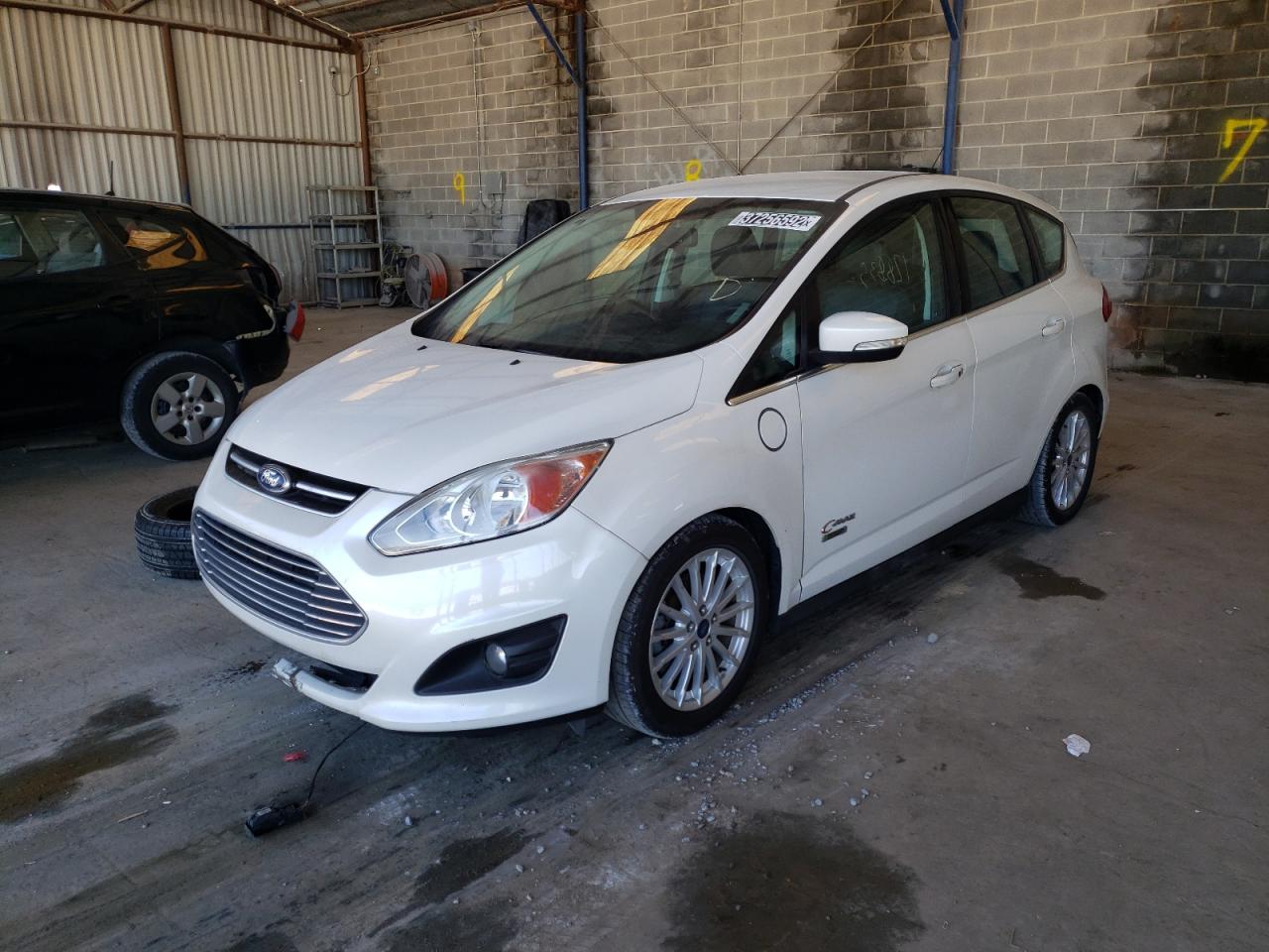 Photo 2 from auction – 2015 FORD C-MAX PREM with VIN 1FADP5CU1FL103790