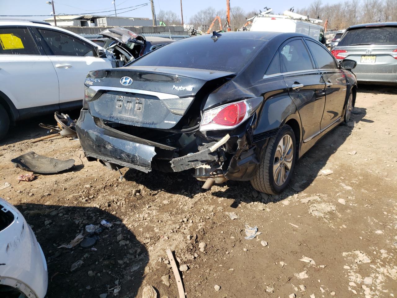 Photo 4 from auction – 2014 HYUNDAI SONATA HYB with VIN KMHEC4A47EA110613