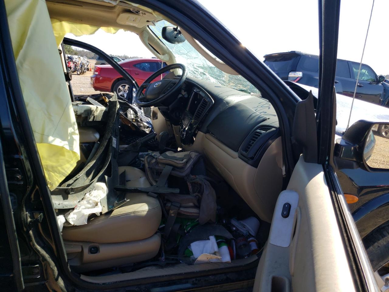Photo 5 from auction – 2005 MAZDA TRIBUTE S with VIN 4F2CZ06165KM06766