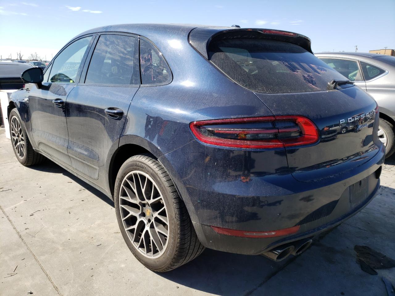 Photo 3 from auction – 2018 PORSCHE MACAN with VIN WP1AA2A57JLB15314