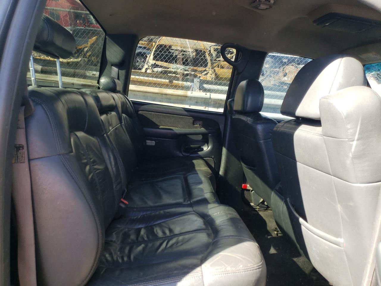 Photo 6 from auction – 2002 CHEVROLET SILVERADO with VIN 1GCHK231X2F223336