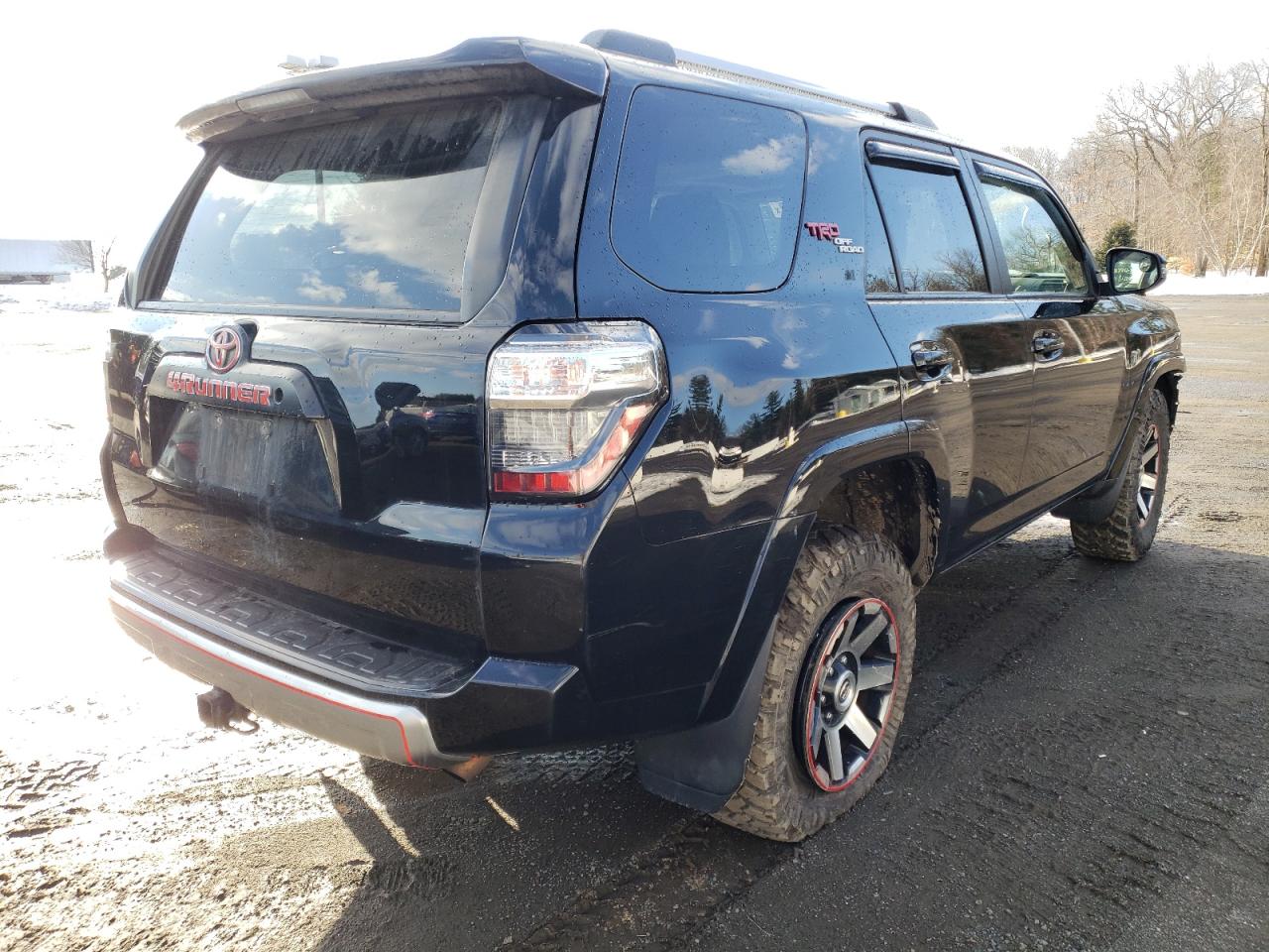 Photo 4 from auction – 2017 TOYOTA 4RUNNER SR with VIN JTEBU5JR0H5449356