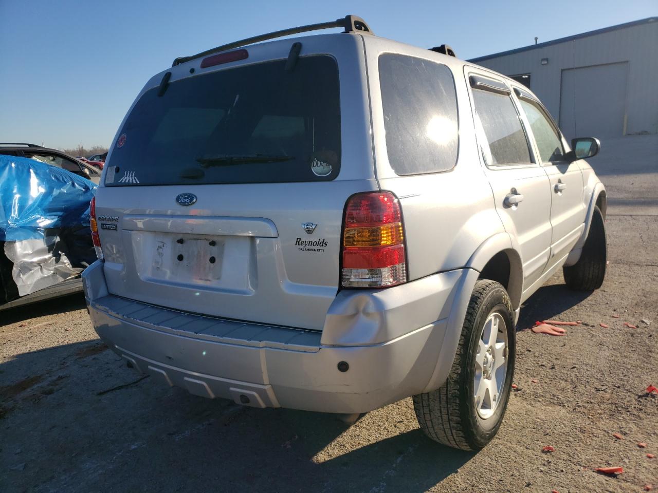 Photo 4 from auction – 2006 FORD ESCAPE LIM with VIN 1FMYU04146KC95218
