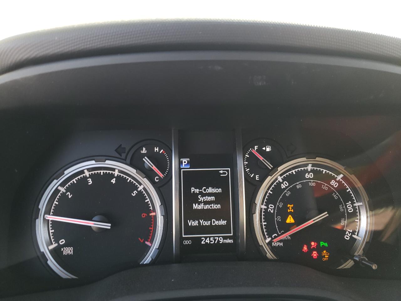 Photo 8 from auction – 2020 TOYOTA 4RUNNER SR with VIN JTEBU5JR8L5743113