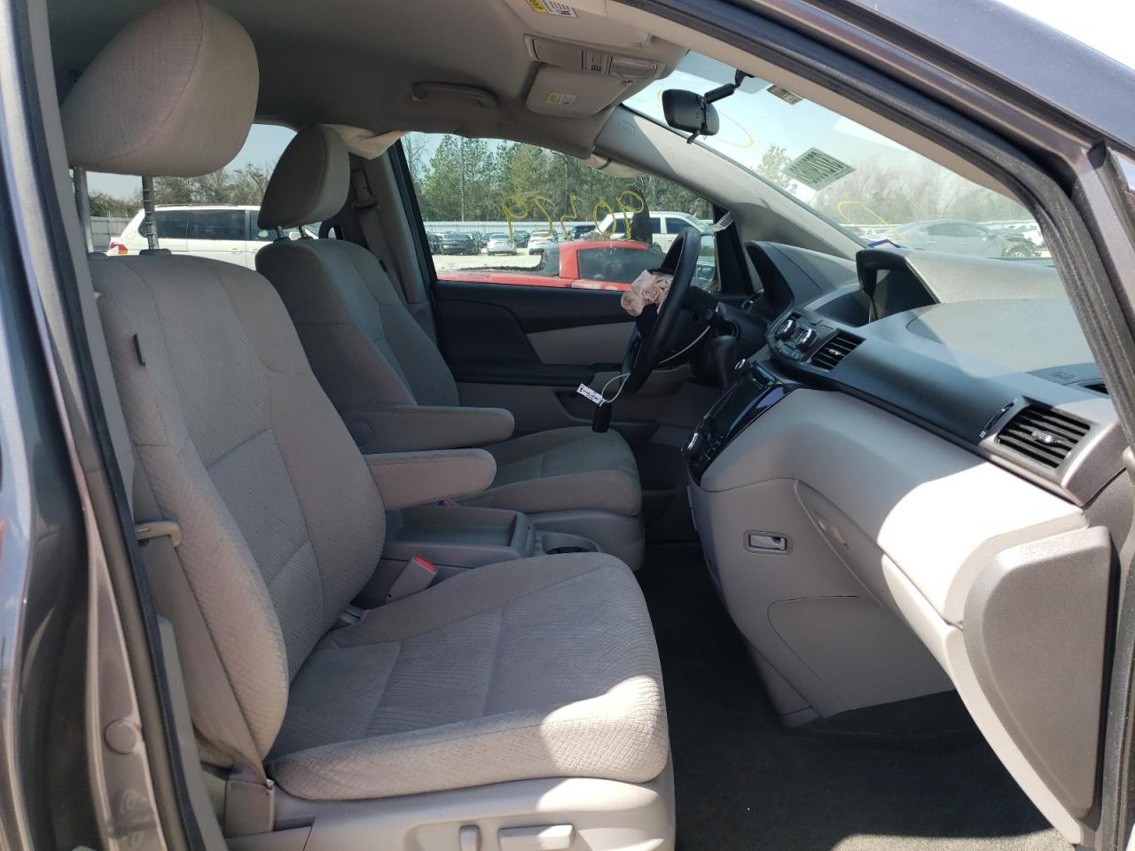 Photo 5 from auction – 2014 HONDA ODYSSEY EX with VIN 5FNRL5H45EB033152