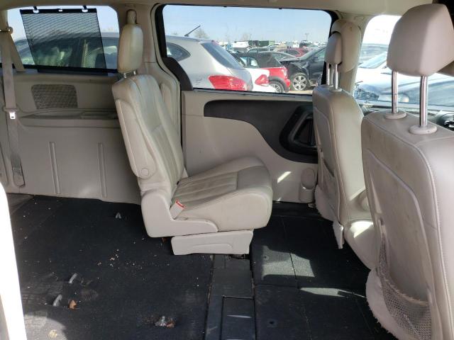 Photo 6 from auction – 2013 CHRYSLER TOWN & COU with VIN 2C4RC1BG5DR808645