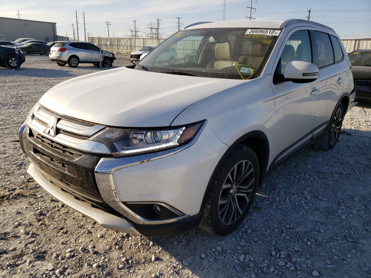Photo 2 from auction – 2018 MITSUBISHI OUTLANDER with VIN JA4AD3A3XJZ017608