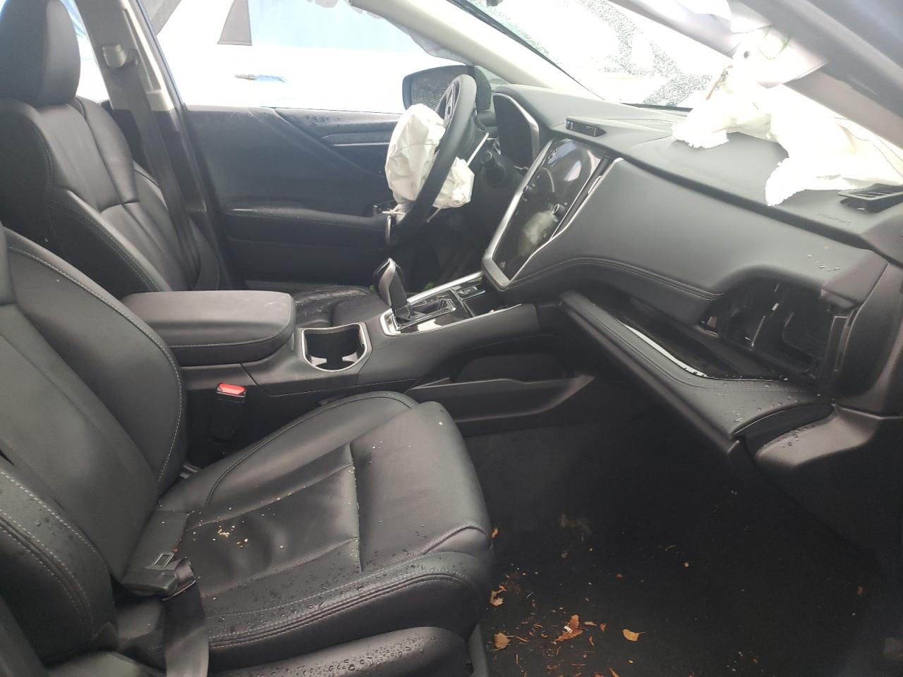 Photo 5 from auction – 2020 SUBARU LEGACY LIM with VIN 4S3BWAN68L3018386