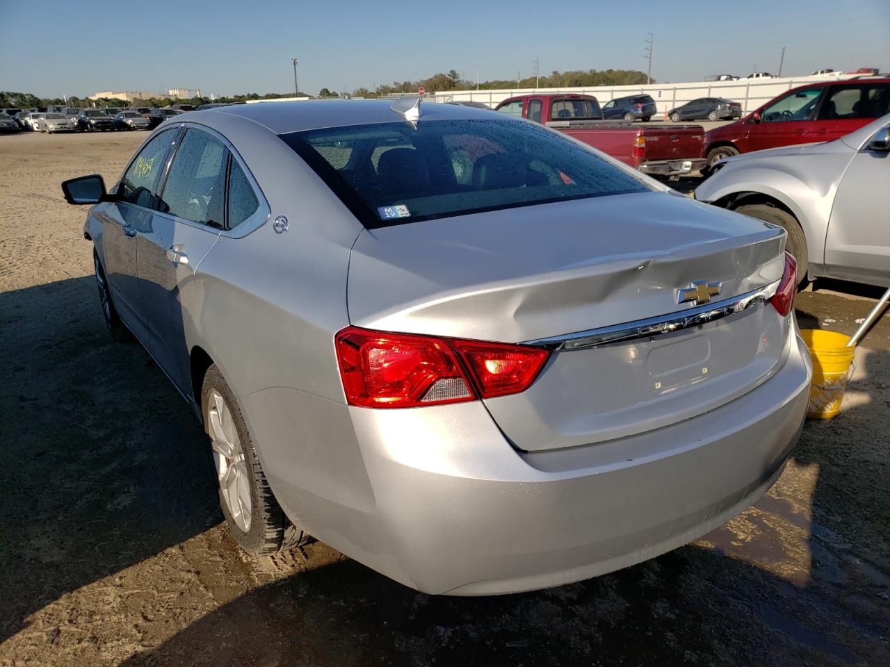 Photo 3 from auction – 2017 CHEVROLET IMPALA LT with VIN 2G1105SA7H9167294