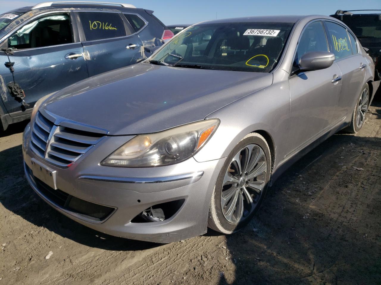 Photo 2 from auction – 2012 HYUNDAI GENESIS 5. with VIN KMHGC4DH2CU188963