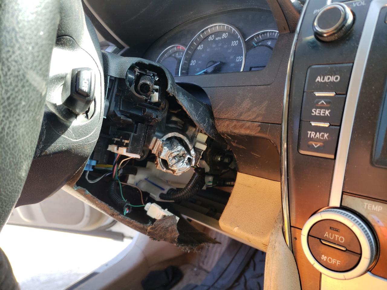 Photo 9 from auction – 2012 TOYOTA CAMRY BASE with VIN 4T4BF1FK2CR252515