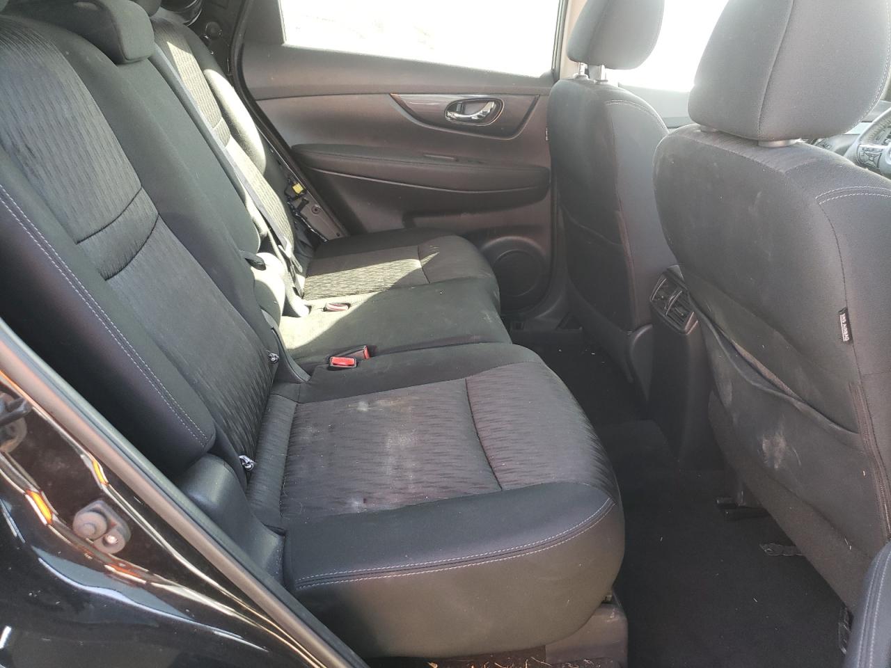Photo 6 from auction – 2018 NISSAN ROGUE S with VIN KNMAT2MVXJP580041