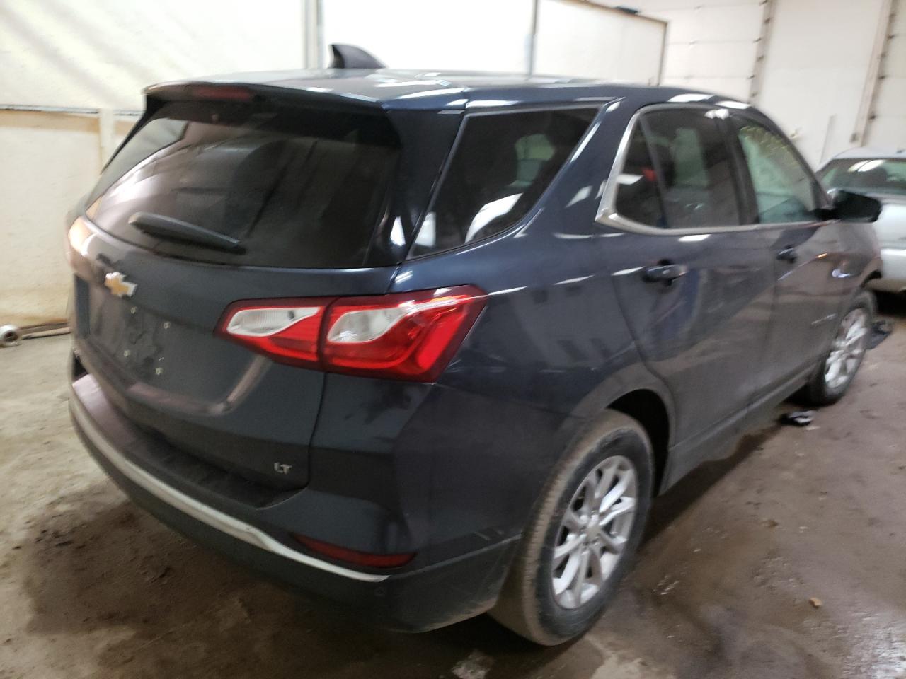 Photo 4 from auction – 2018 CHEVROLET EQUINOX LT with VIN 3GNAXJEVXJS624075