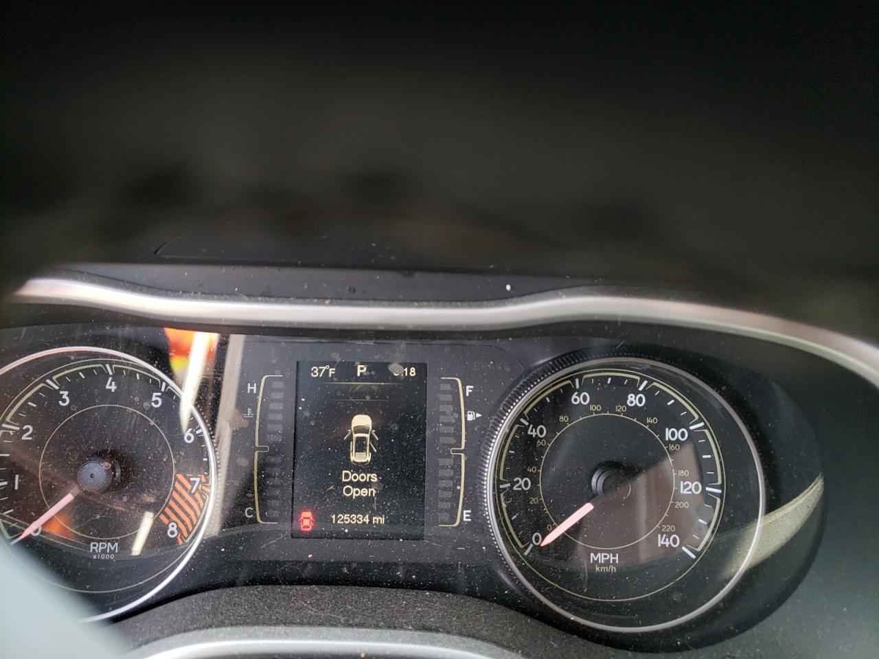 Photo 8 from auction – 2014 JEEP CHEROKEE L with VIN 1C4PJMCS9EW215882