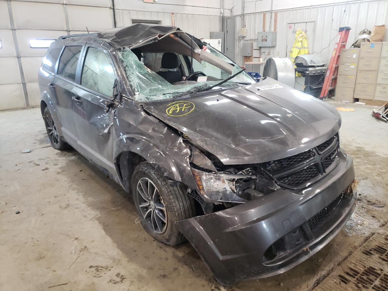 DODGE JOURNEY SE 2018 with VIN 3C4PDCAB7JT196138 - Photo from auction