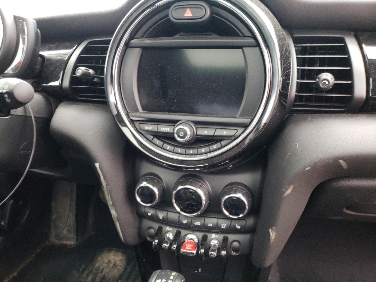 Photo 9 from auction – 2019 MINI COOPER with VIN WMWXP5C59K2H96396