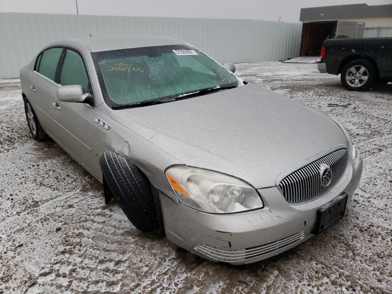 BUICK LUCERNE CX 2007 مع رقم تعريف المركبة 1G4HD57287U200960 - صورة من المزاد