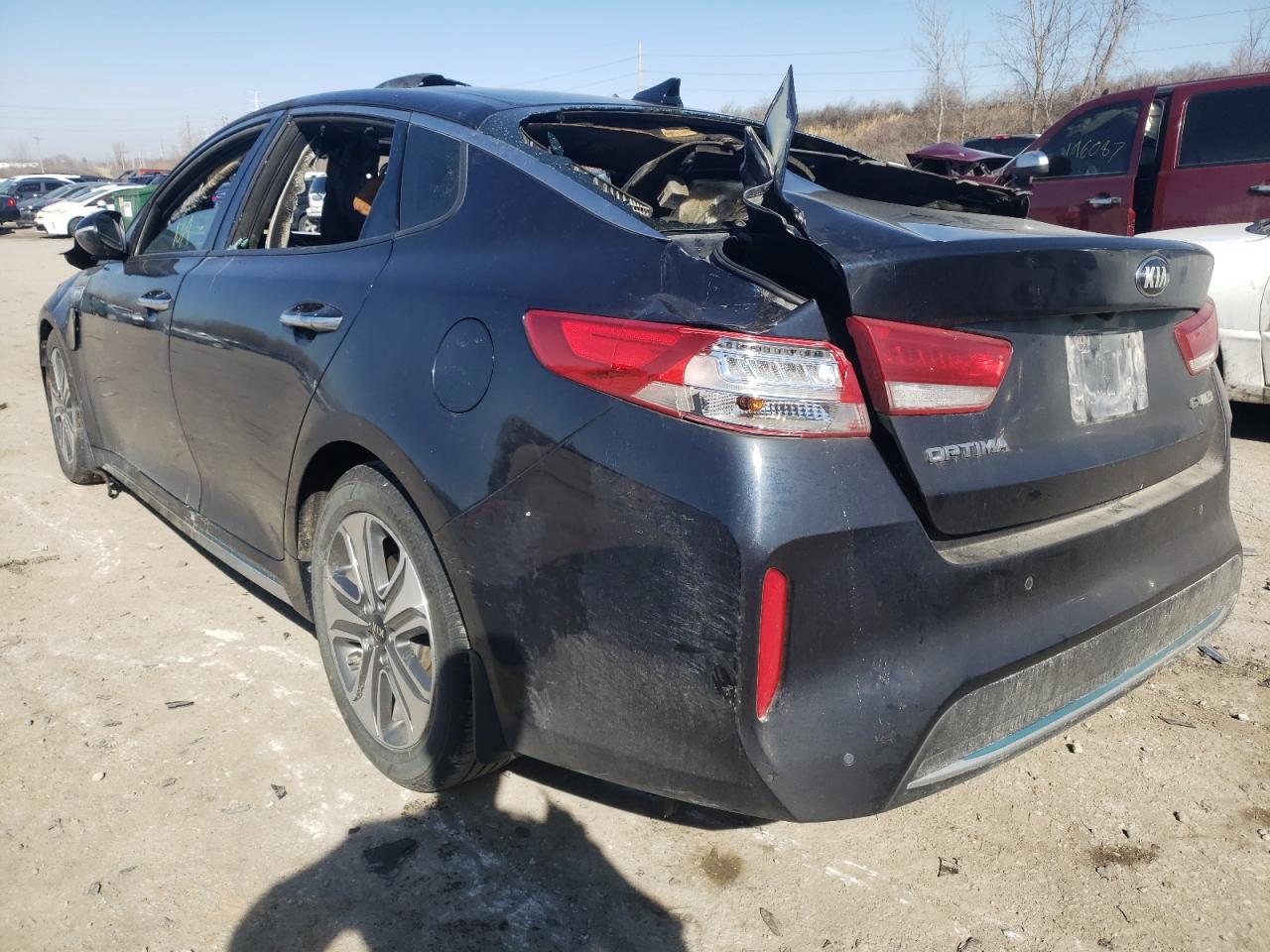 Photo 3 from auction – 2017 KIA OPTIMA PLU with VIN KNAGV4LD6H5009383