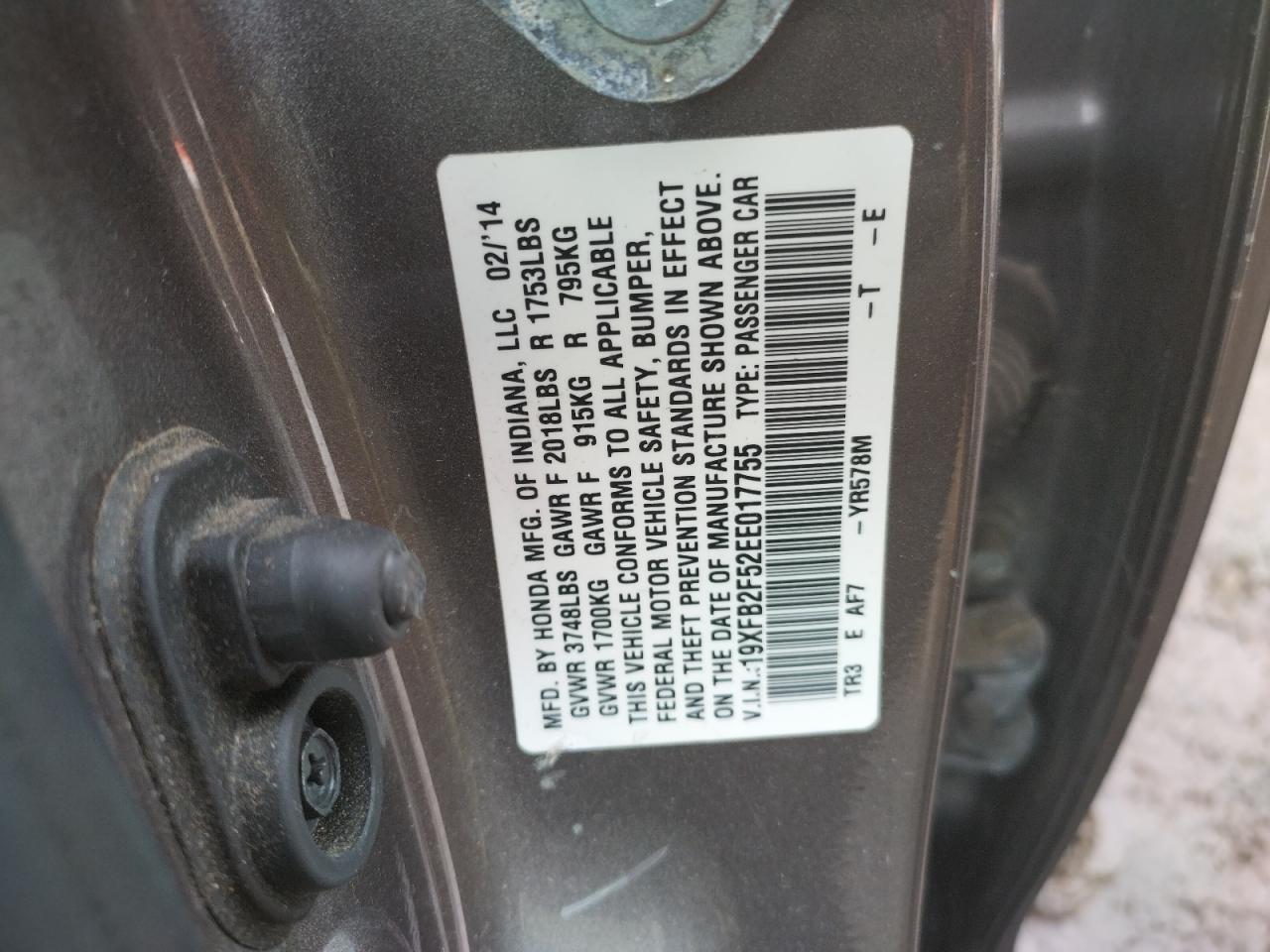 Photo 10 from auction – 2014 HONDA CIVIC LX with VIN 19XFB2F52EE017755
