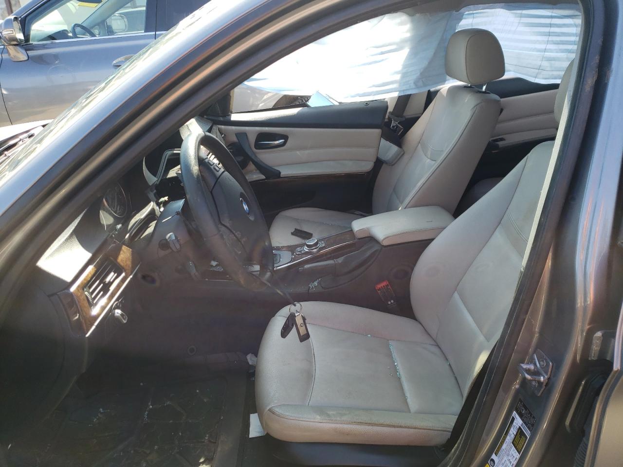 Photo 5 from auction – 2011 BMW 328 XI with VIN WBAPK7C59BA972926