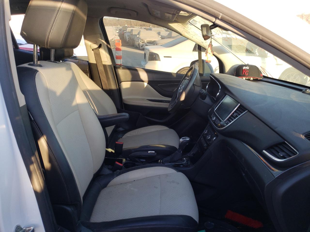 Photo 5 from auction – 2017 BUICK ENCORE PRE with VIN KL4CJASB5HB231257