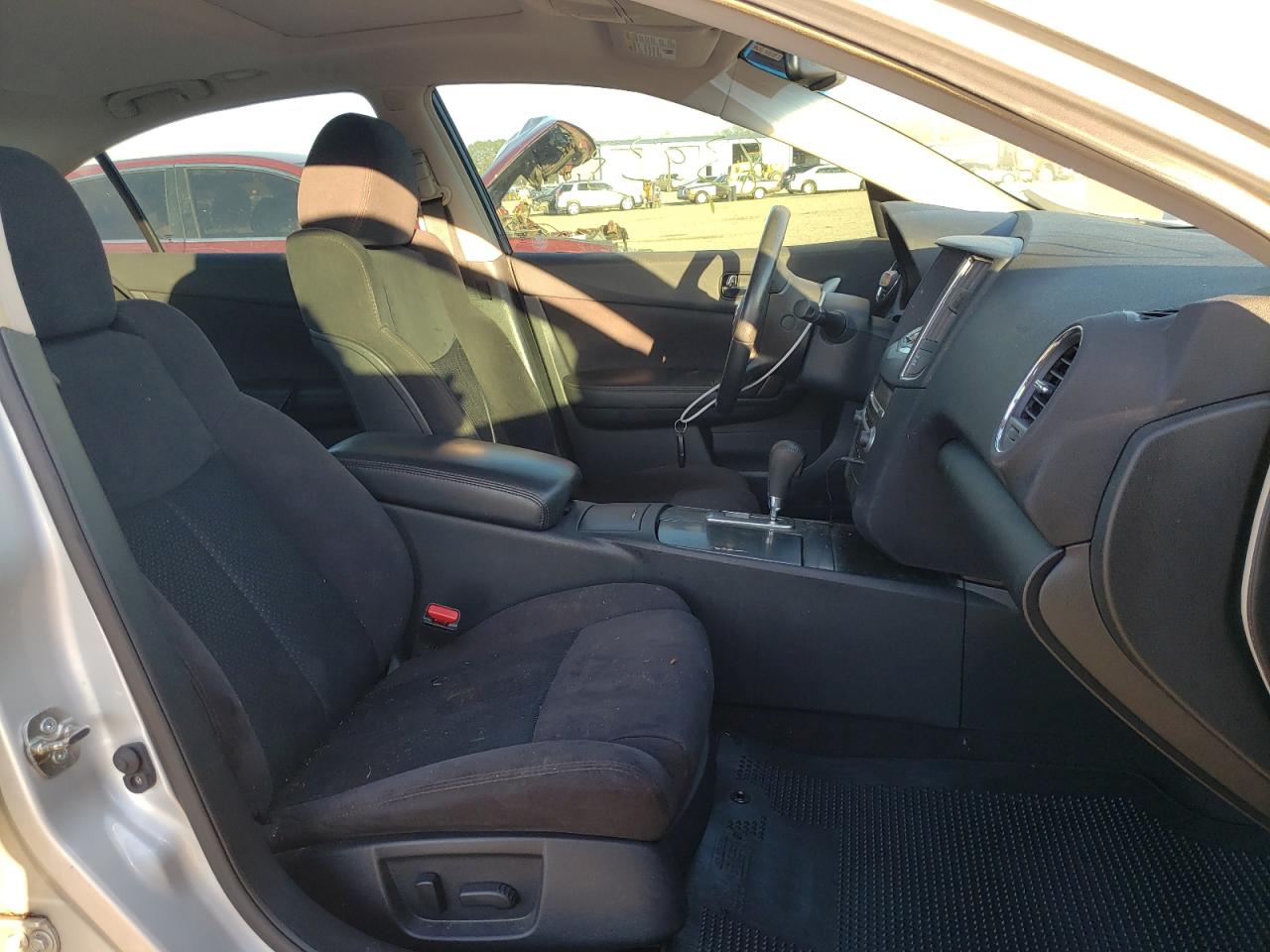 Photo 5 from auction – 2014 NISSAN MAXIMA S with VIN 1N4AA5AP2EC914241