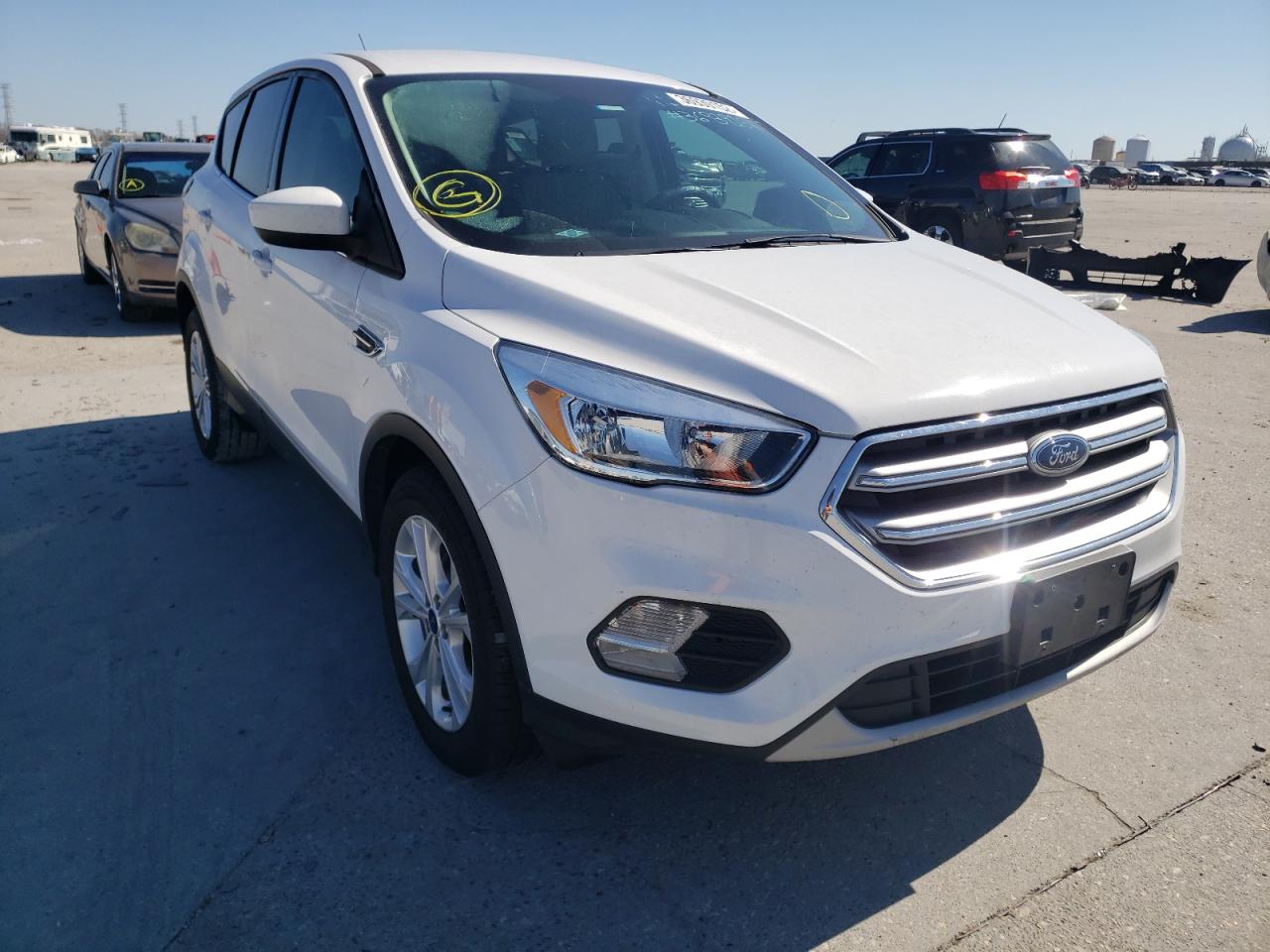 FORD ESCAPE SE 2017 with VIN 1FMCU0GDXHUC07182 - Photo from auction