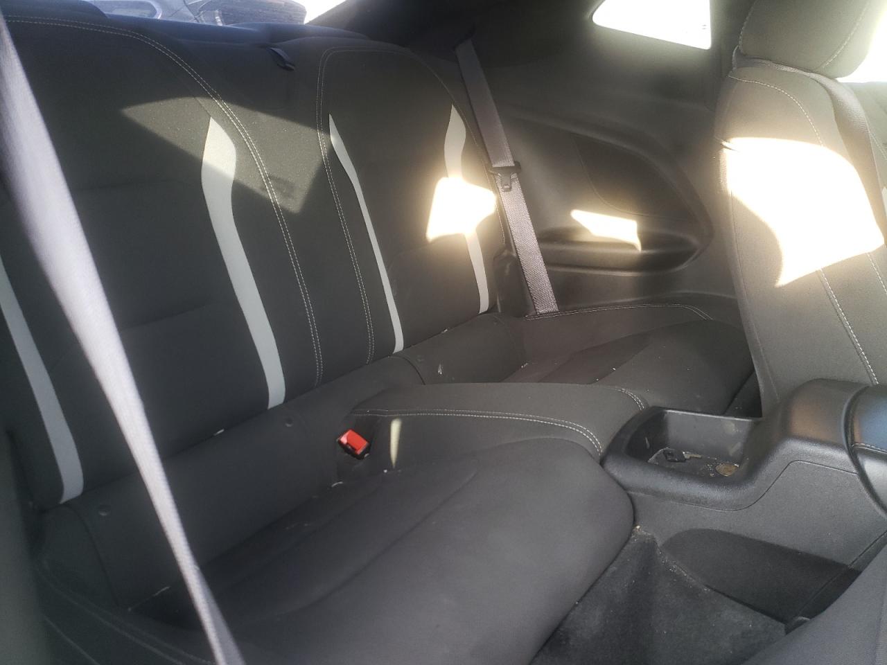 Photo 6 from auction – 2016 CHEVROLET CAMARO LT with VIN 1G1FA1RSXG0173674
