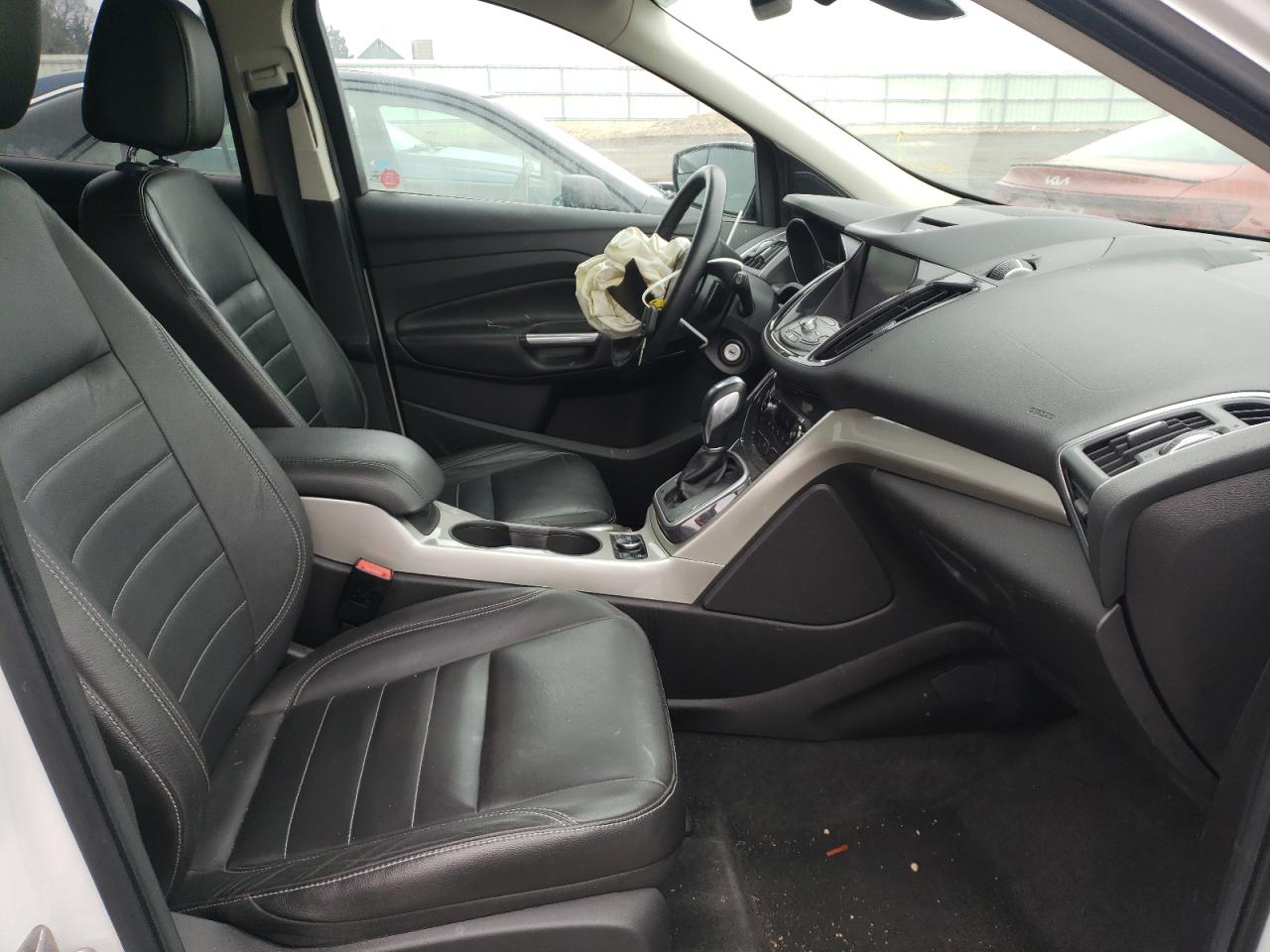 Photo 5 from auction – 2013 FORD ESCAPE SEL with VIN 1FMCU9H96DUA36293