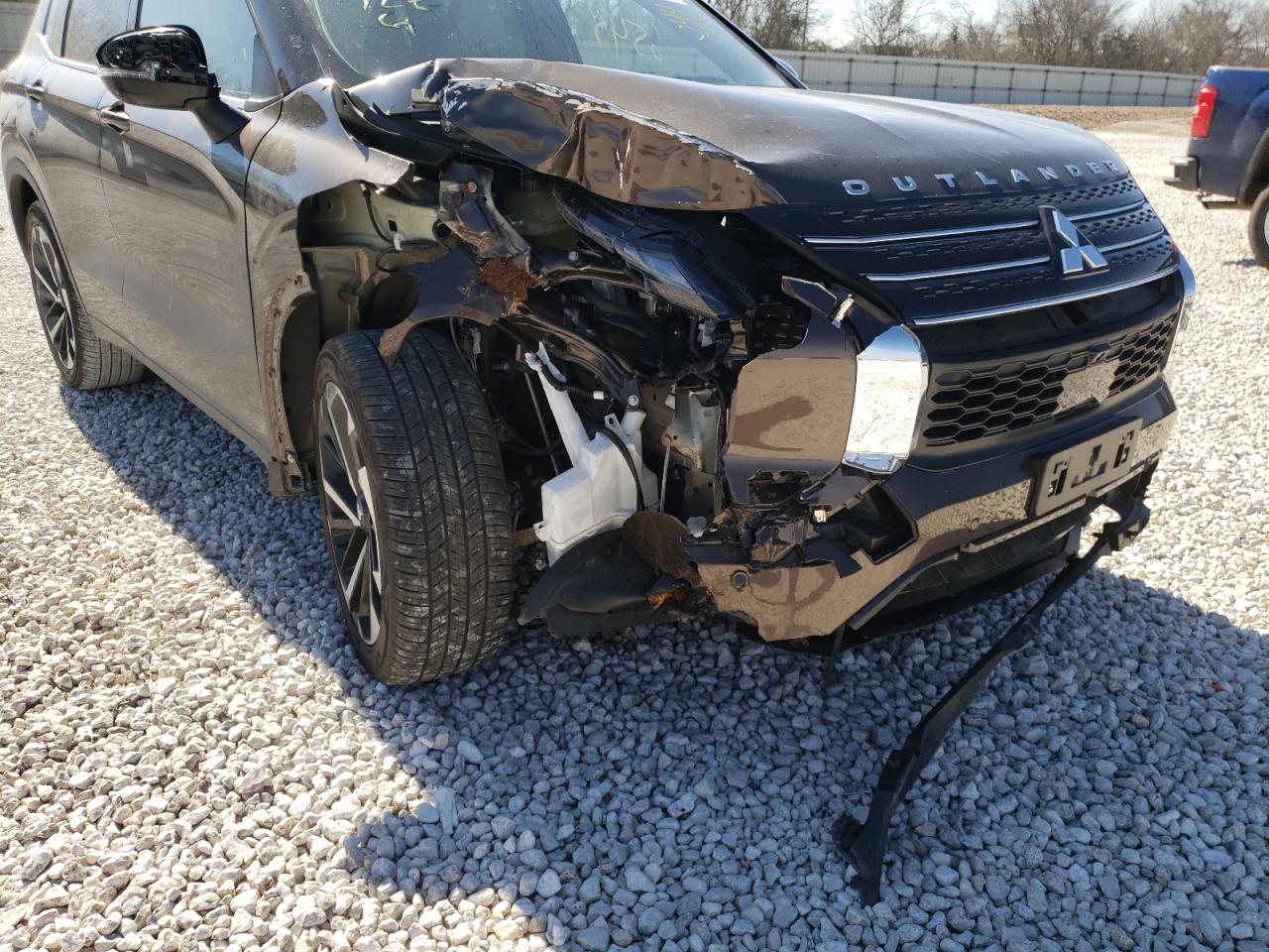 Photo 9 from auction – 2022 MITSUBISHI OUTLANDER with VIN JA4J3VA86NZ044286