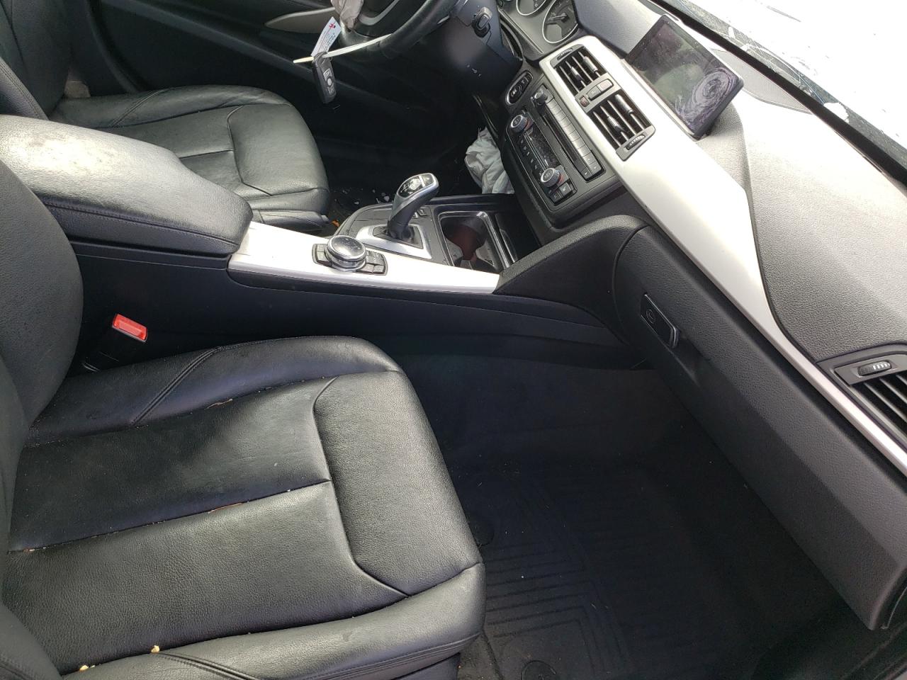 Photo 5 from auction – 2014 BMW 328 XIGT with VIN WBA3X5C55ED556928