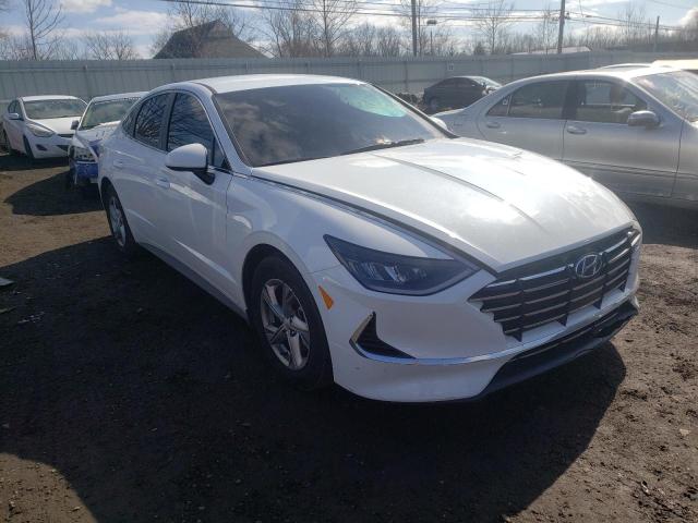 HYUNDAI SONATA SE 2022 with VIN 5NPEG4JA2NH142599 - Photo from auction