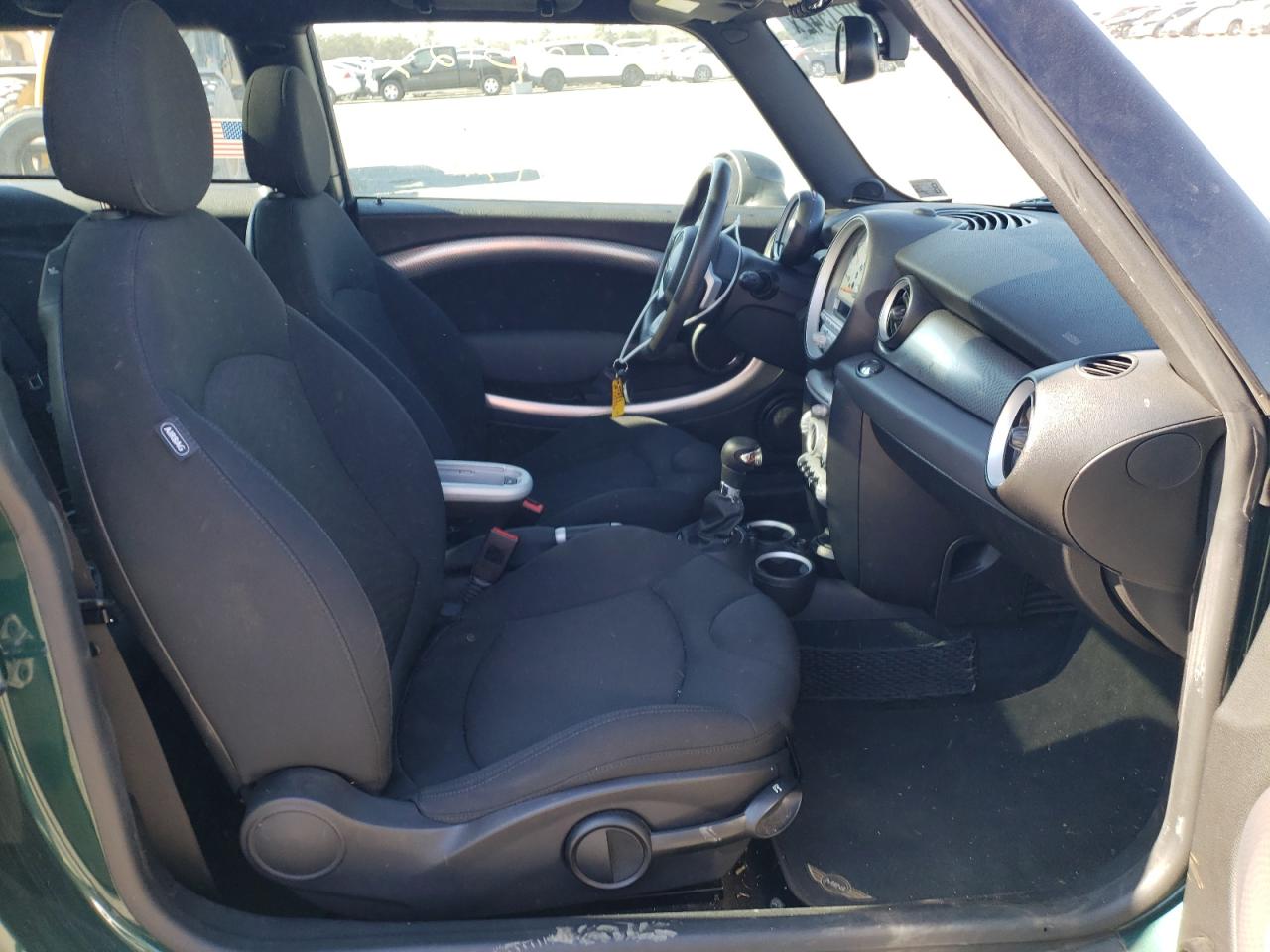 Photo 5 from auction – 2008 MINI COOPER S with VIN WMWMF73518TV37984
