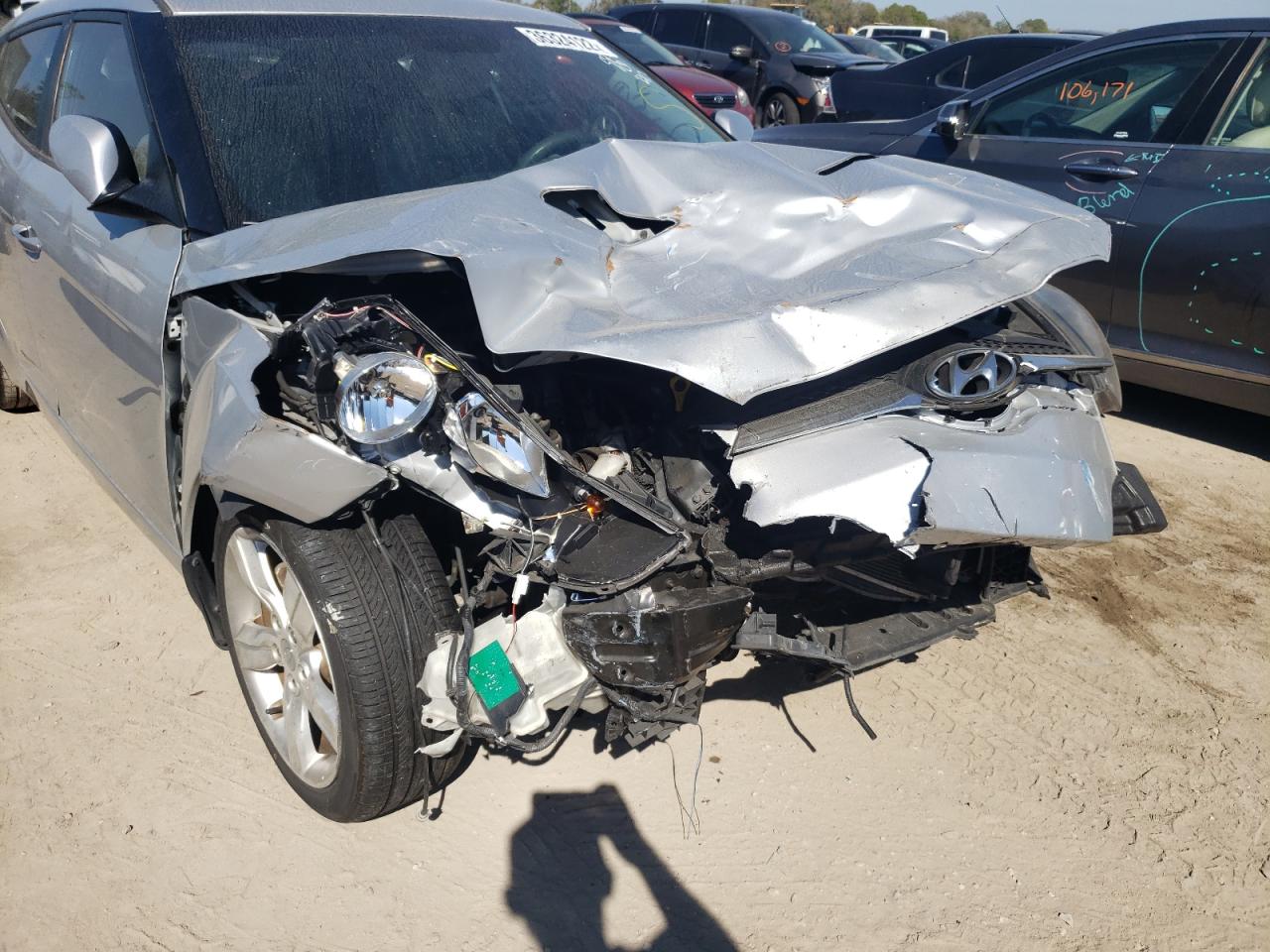 Photo 9 from auction – 2012 HYUNDAI VELOSTER with VIN KMHTC6AD0CU071863