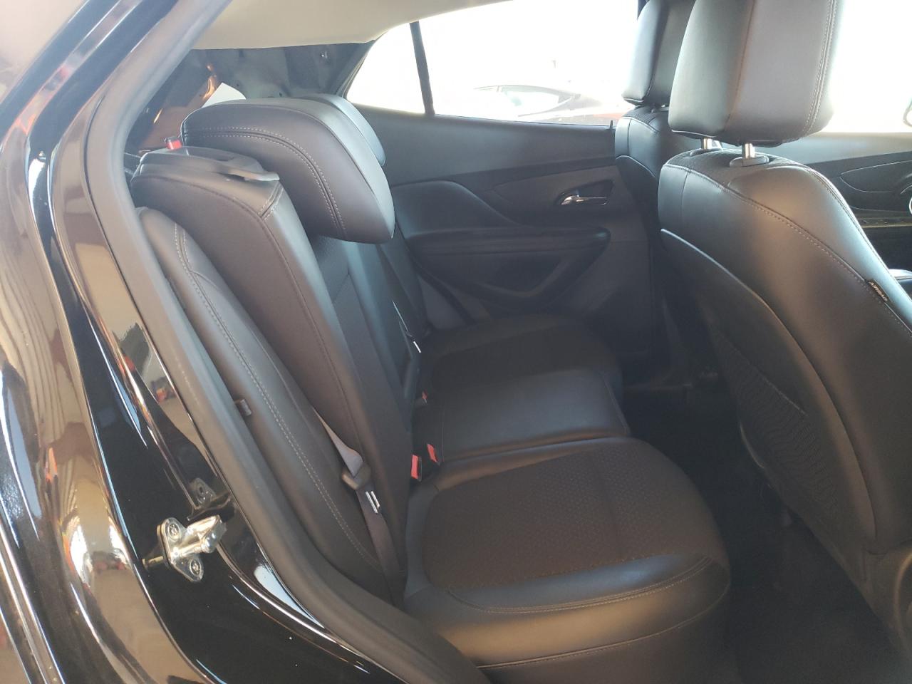 Photo 6 from auction – 2018 BUICK ENCORE PRE with VIN KL4CJASB8JB707765