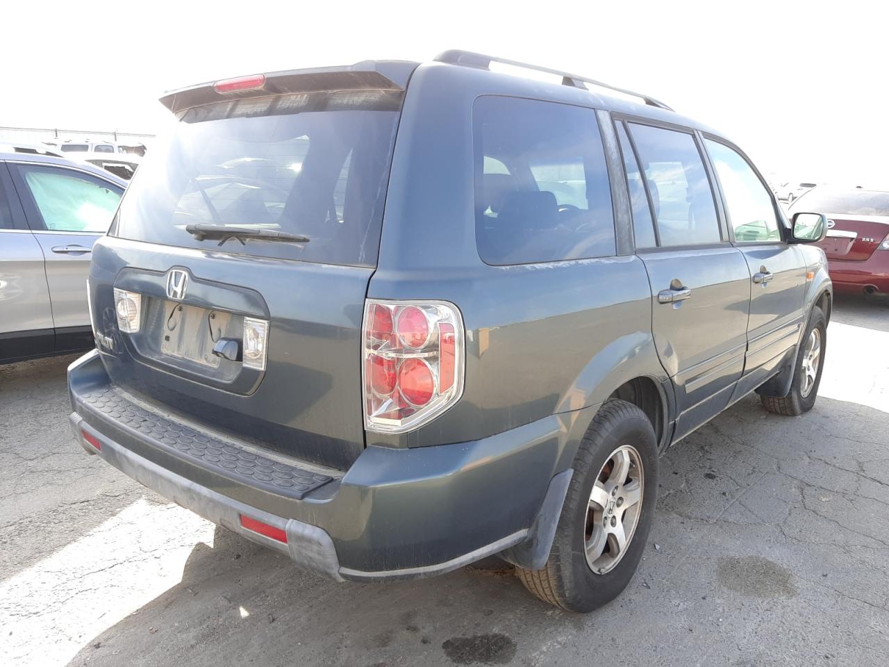 Photo 4 from auction – 2006 HONDA PILOT EX with VIN 5FNYF28746B001824