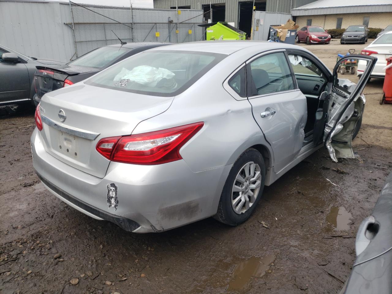 Photo 4 from auction – 2017 NISSAN ALTIMA 2.5 with VIN 1N4AL3AP4HC234098