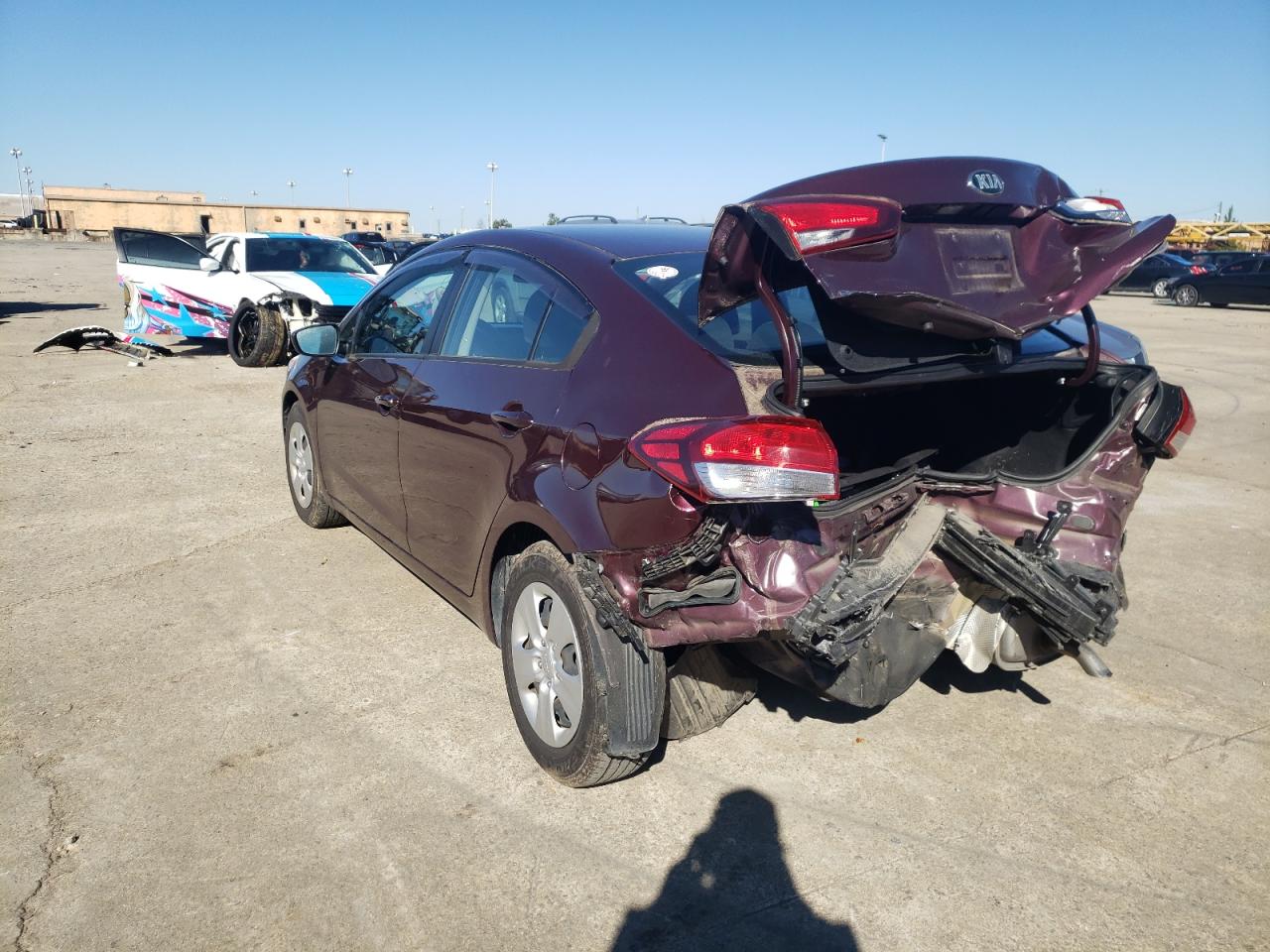 Photo 3 from auction – 2017 KIA FORTE LX with VIN 3KPFK4A78HE032060