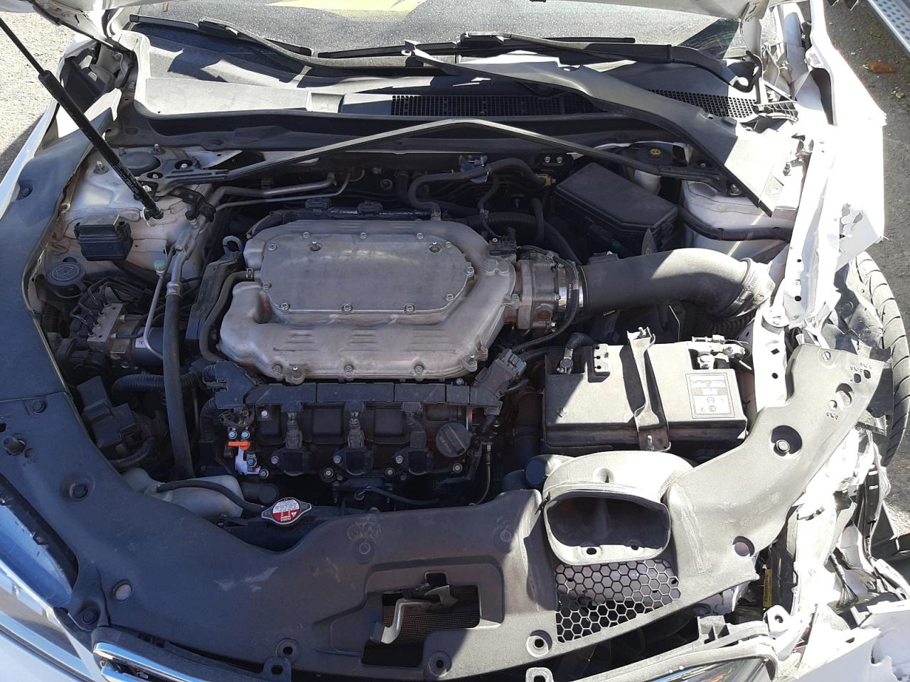 Photo 7 from auction – 2017 ACURA TLX TECH with VIN 19UUB2F53HA002858