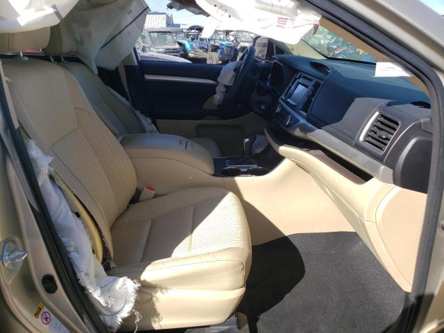 Photo 5 from auction – 2015 TOYOTA HIGHLANDER with VIN 5TDBKRFH1FS220001