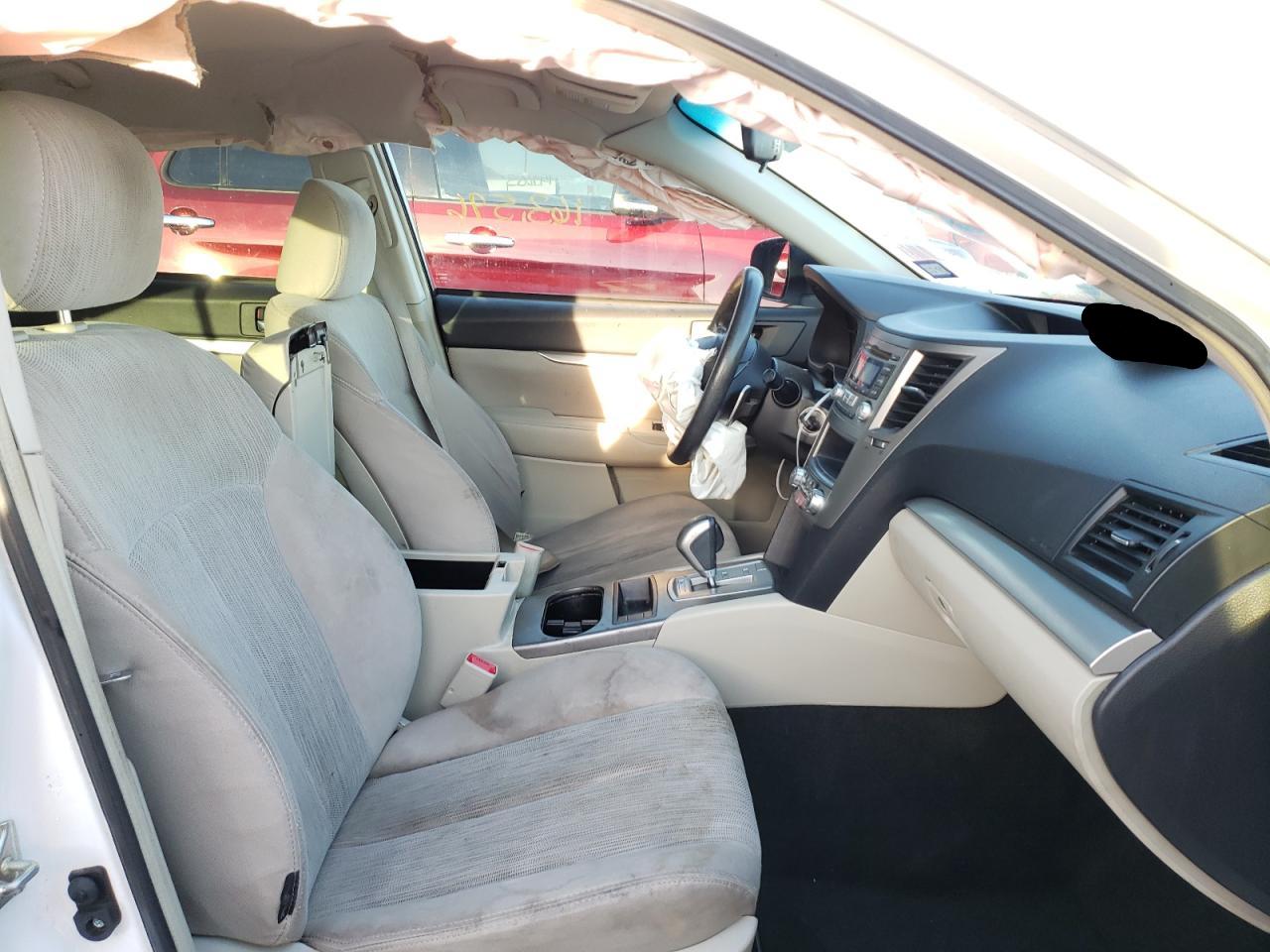 Photo 5 from auction – 2014 SUBARU LEGACY 2.5 with VIN 4S3BMBA69E3016134