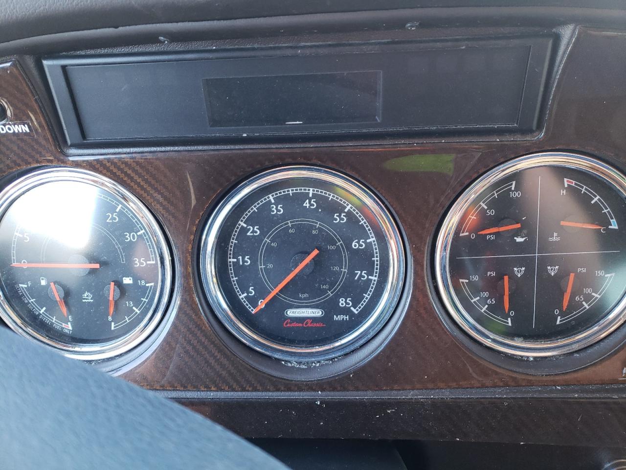 Photo 8 from auction – 2015 FREIGHTLINER CHASSIS B with VIN 4UZFCUCY3FCGH8978
